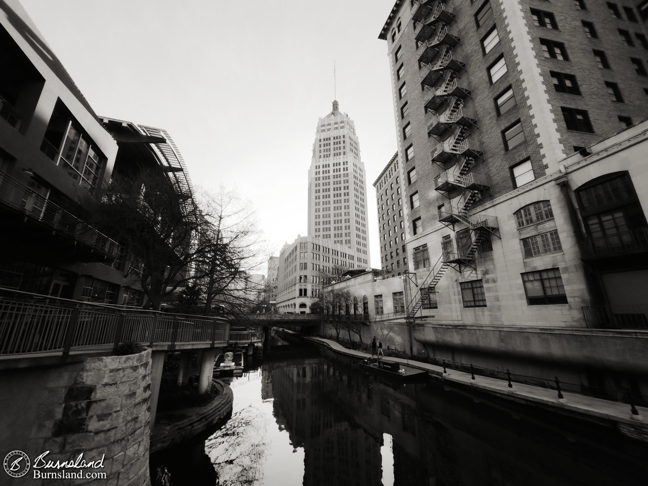 Tower Life Building in San Antonio, Texas